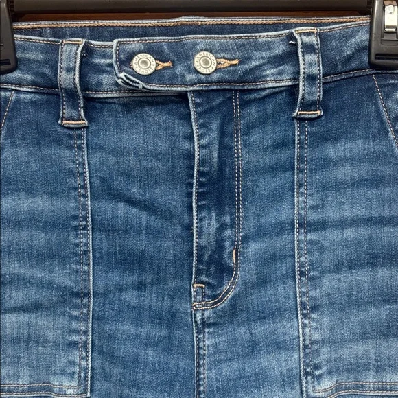 American Eagle Outfitters Medium Blue Flare Jeans - Picture 2 of 7